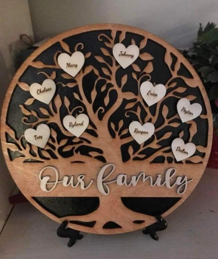Personalized Family Tree, Keepsake Wooden Wall Art, Mother’s Day Gift, Custom Present for Mom and Dad, Grandkids Names, Family Wooden Tree