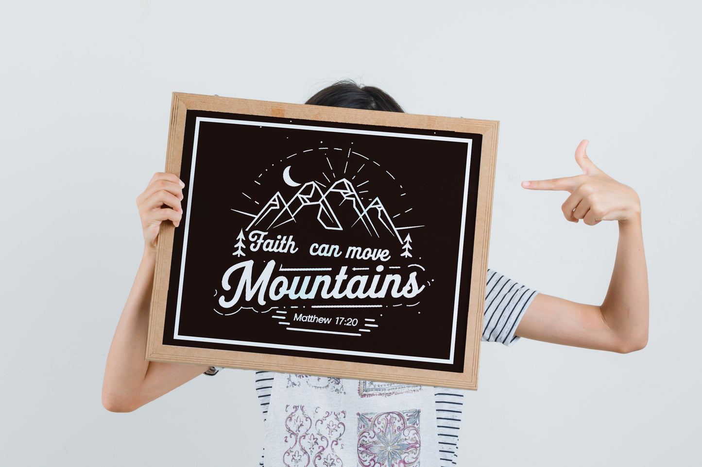 Faith Can Move Mountains Art - Matthew 17:20 Scripture Wall art with Mountain Design, Christian Faith Graphic for Outdoor Believers