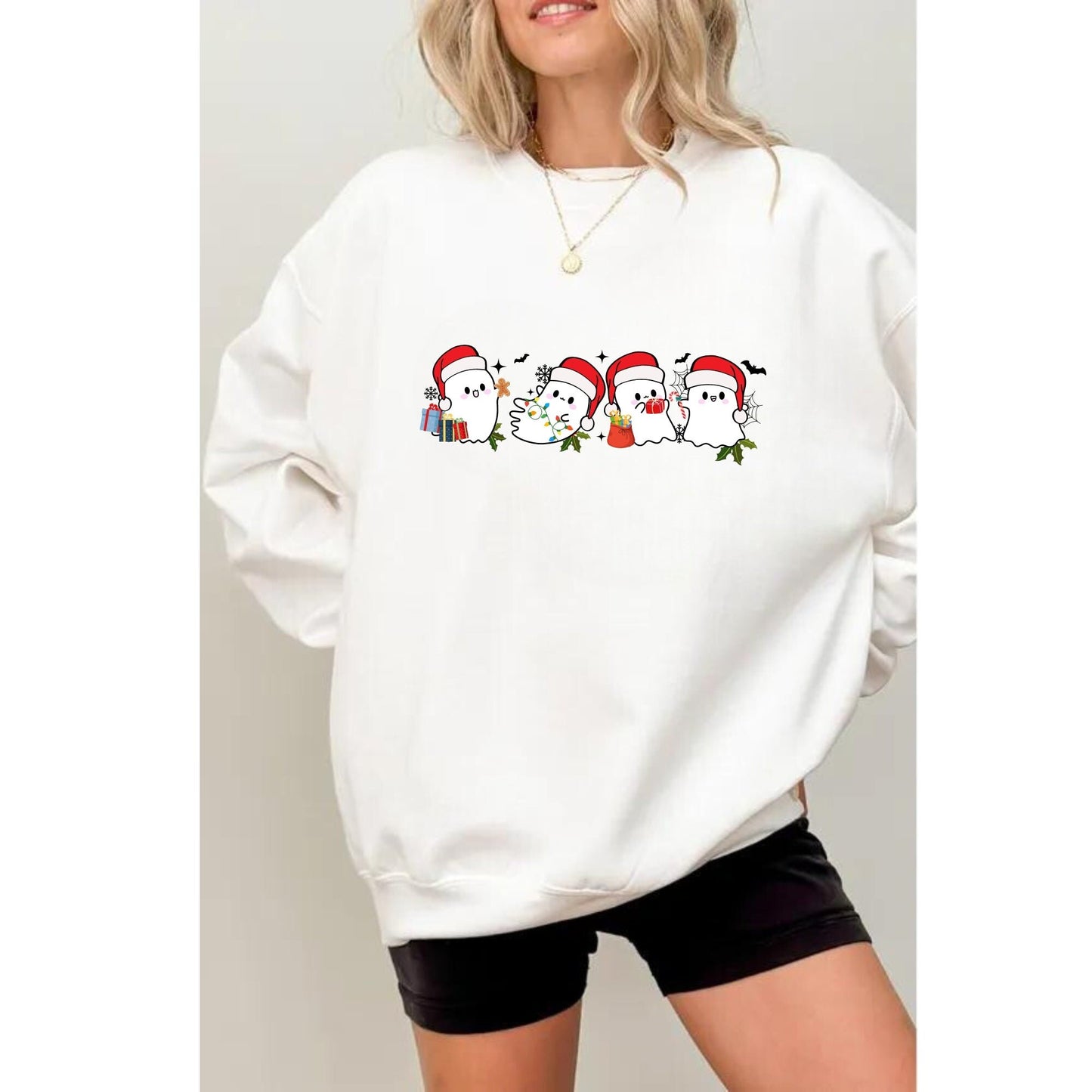 Cute Christmas Ghost - Merry Christmas - Holiday Gift - Ghost with gift